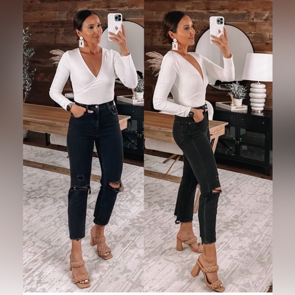 A&F Ankle Straight Ultra High Rise Jean